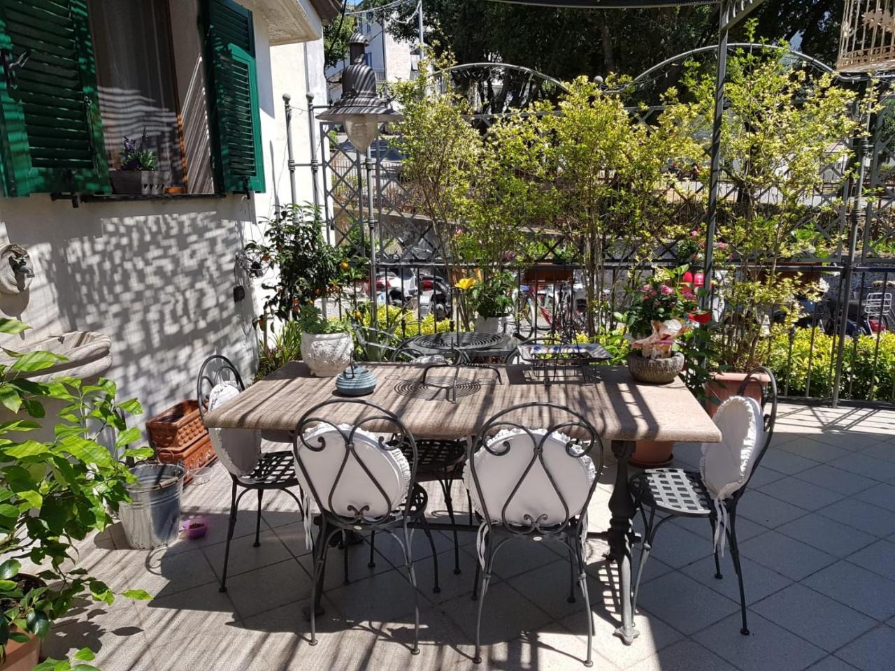 Bellissima Camera Carolina23 Bed & Breakfast Levanto Exterior photo